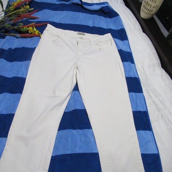 Ladies jeans size 12 - Picture 2 of 10
